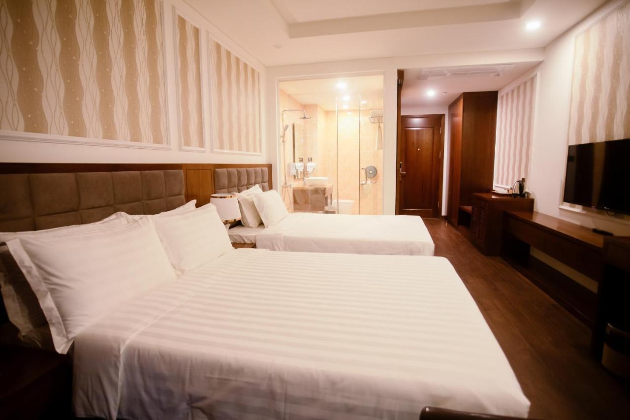 Отель Century 4*